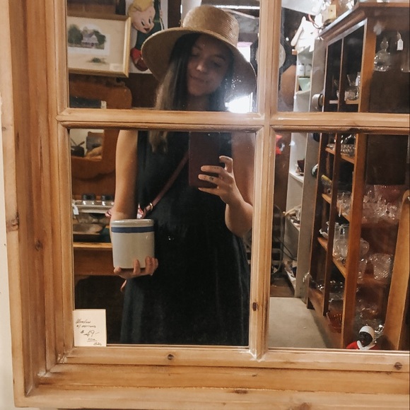 Meet Your Posher! - Picture 5 of 9